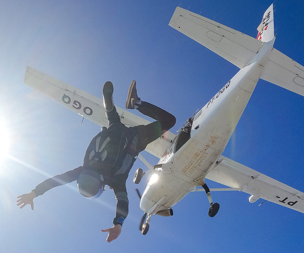 salto de paraquedas em Boituva